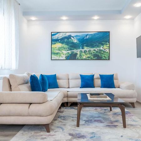 Villa Lara Zabljak  Luaran gambar