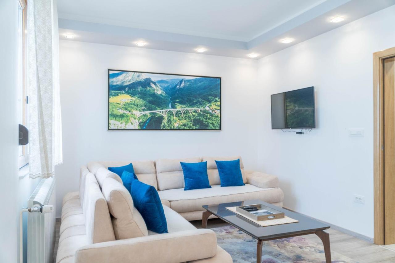 Villa Lara Zabljak  Luaran gambar