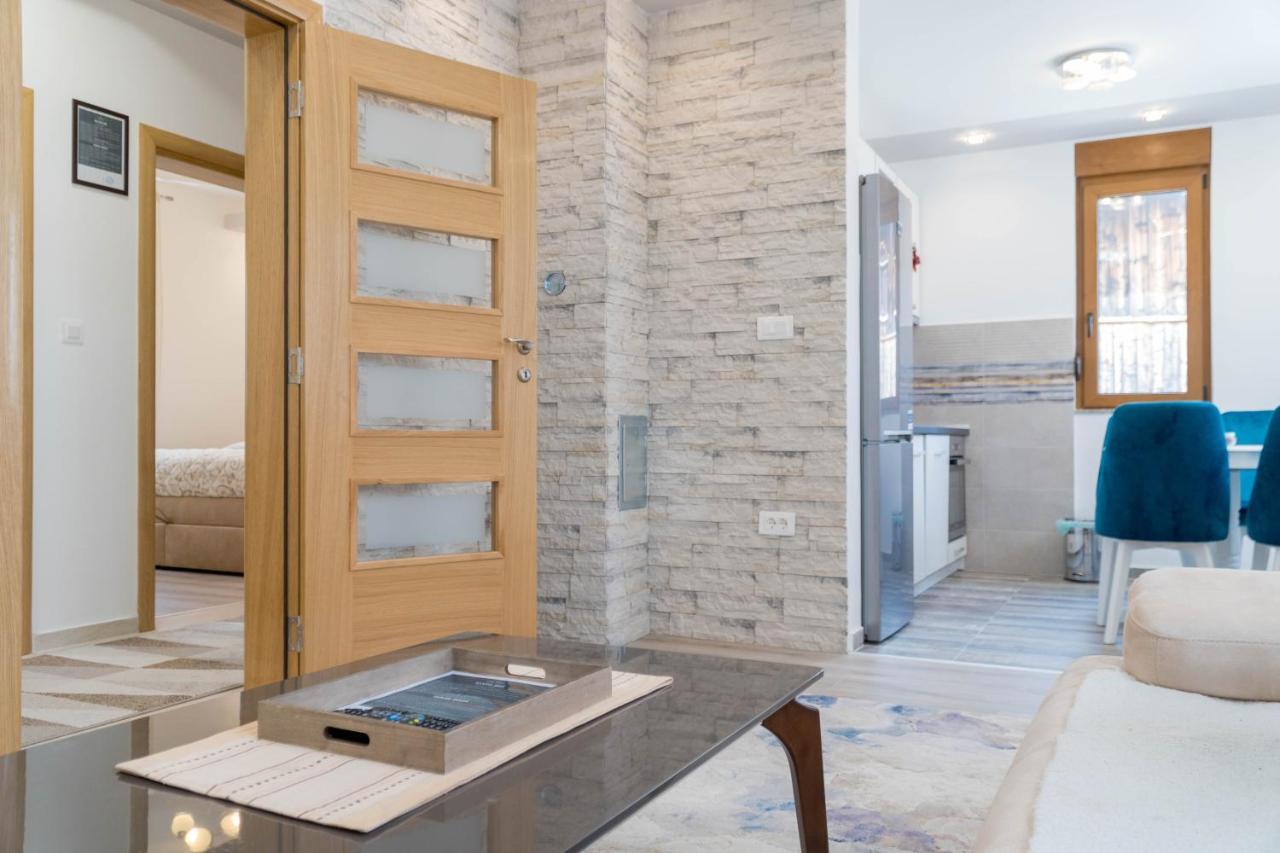 Villa Lara Zabljak  Luaran gambar