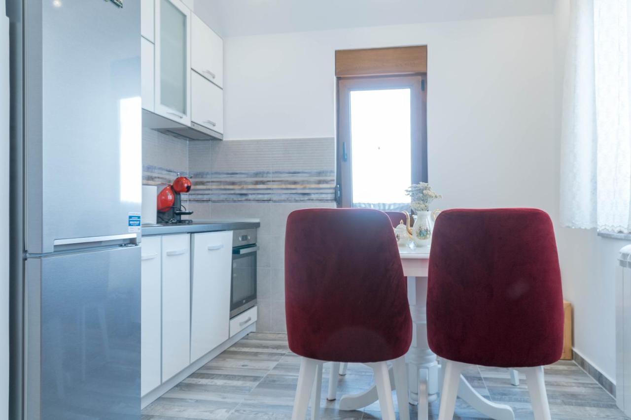 Villa Lara Zabljak  Luaran gambar
