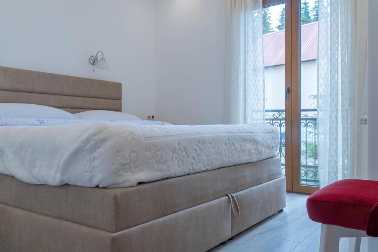 Villa Lara Zabljak  Luaran gambar