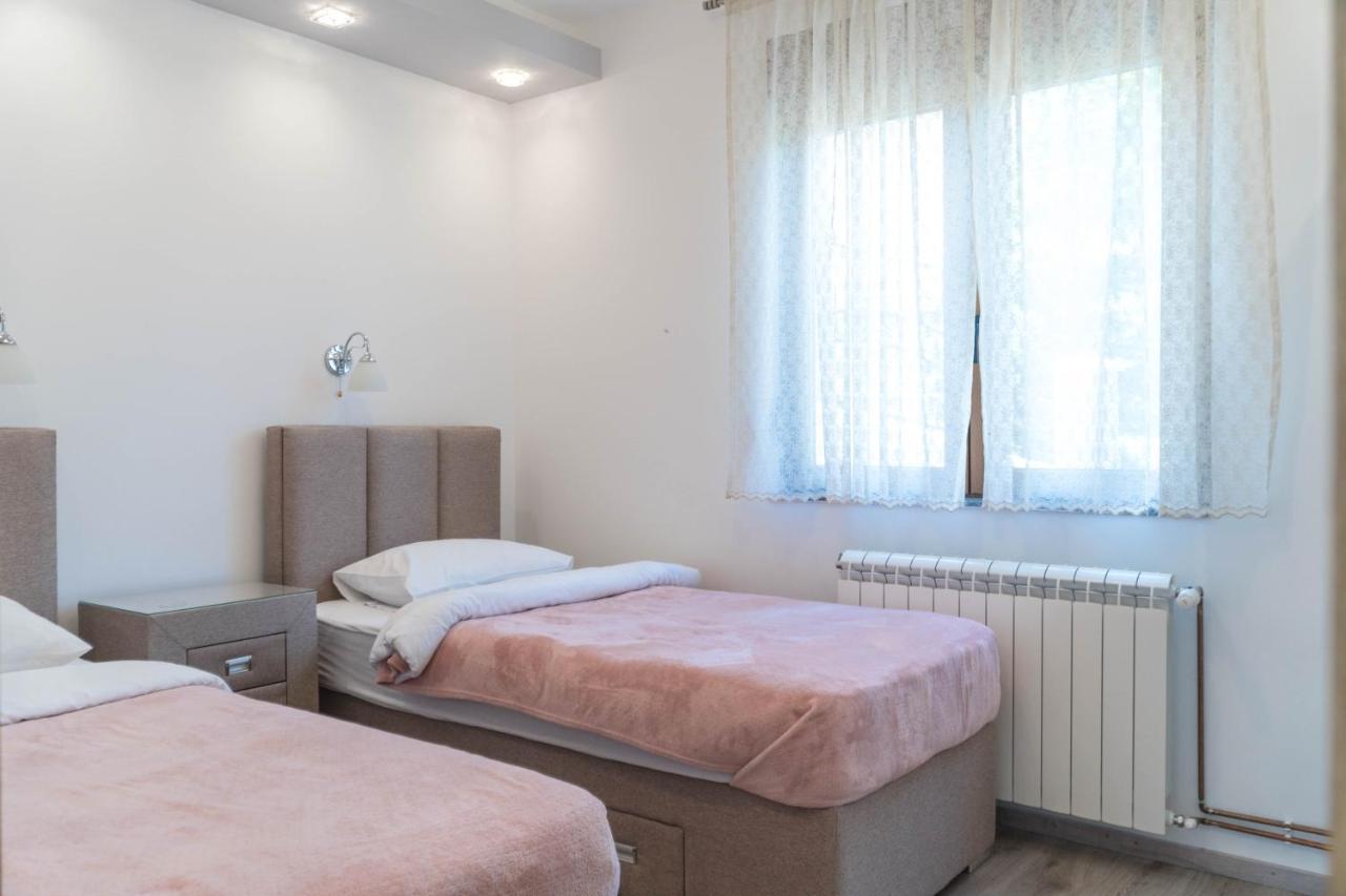 Villa Lara Zabljak  Luaran gambar